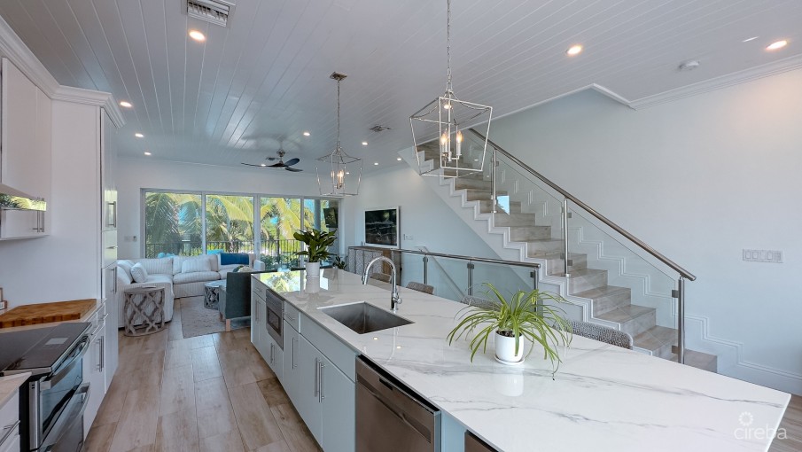 TURNBERRY VILLAS, CRYSTAL HARBOUR - Image 4