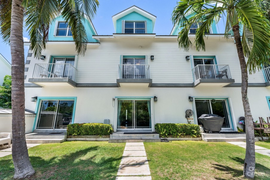 UPGRADED COASTAL ESCAPE CANAL FRONT TOWNHOUSE - Image 25