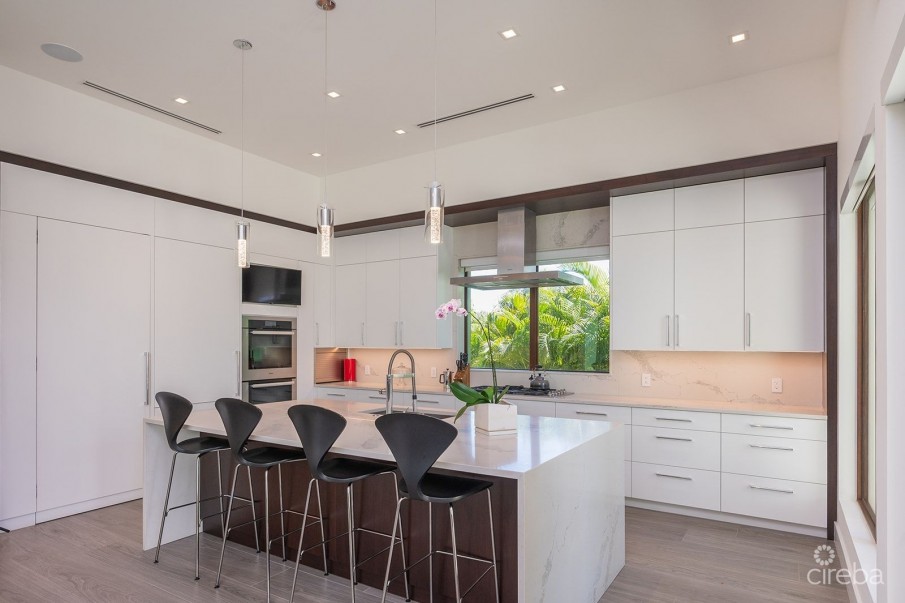 VILLA TOPENGA, CRYSTAL HARBOUR - Image 20