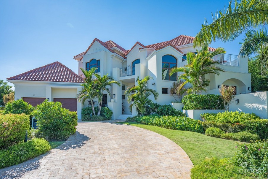 VILLA TOPENGA, CRYSTAL HARBOUR - Image 5