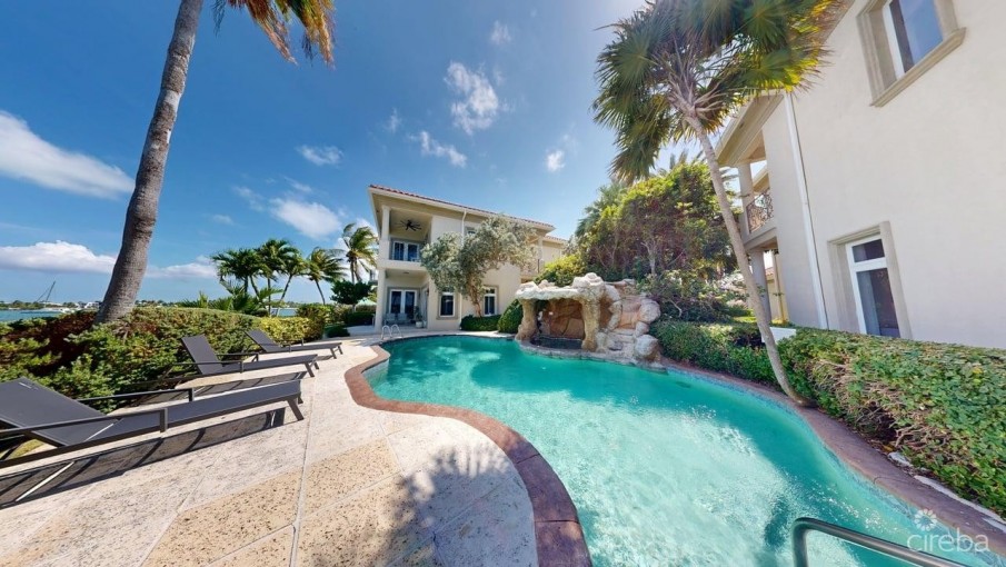 VISCAYA HOME, GOVERNOR'S CREEK - Image 19