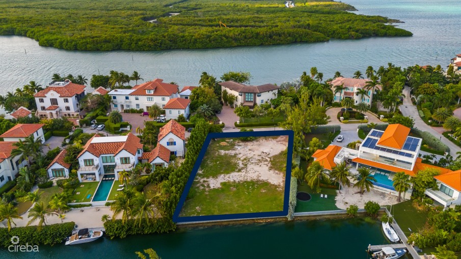 VISTA DEL MAR- EXECUTIVE  ESTATE CANAL LOT - Image 1
