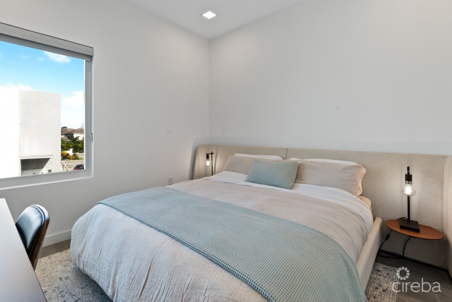 VIVI 14, TWO BEDROOM TOWNHOME - Image 12