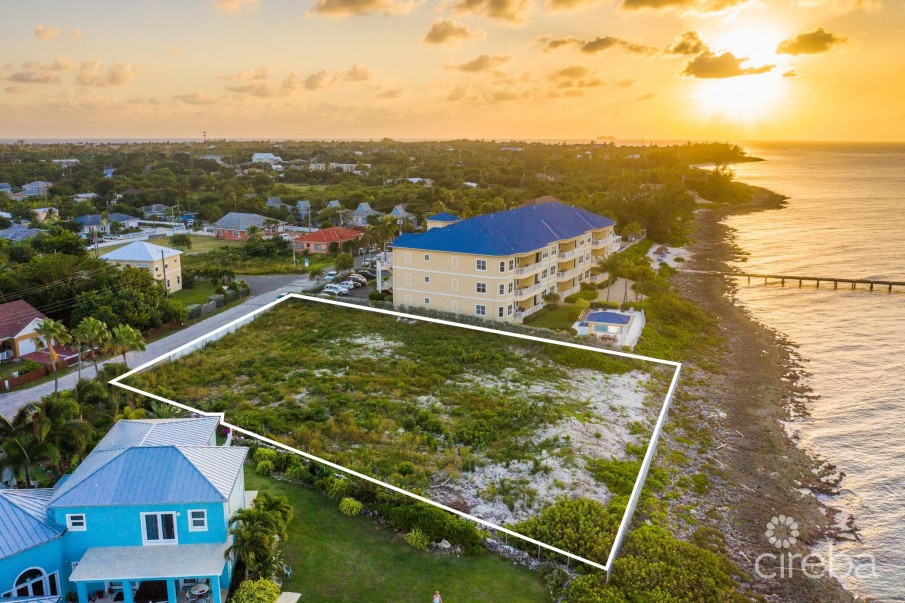 WAVES 6, OCEANFRONT CONDO - Image 4