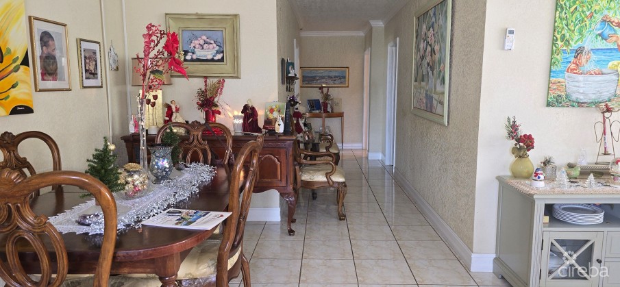 WEST BAY PEACE LN FAMILY HOME - Image 6