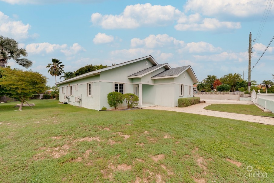 WEST BAY SINGLE FAMILY HOME ON 0.3 ACRE LOT - Image 1