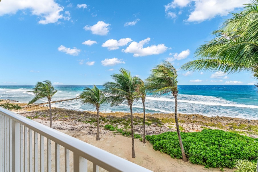 WESTVIEW - PRIME OCEANFRONT 3-BEDROOM RESIDENCE - Image 9