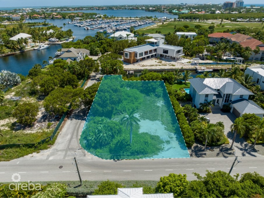YACHT CLUB - NORTH CREEK CANAL FRONT LOT - Image 3
