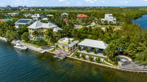NEW listing Starboard Estate in Canal Point